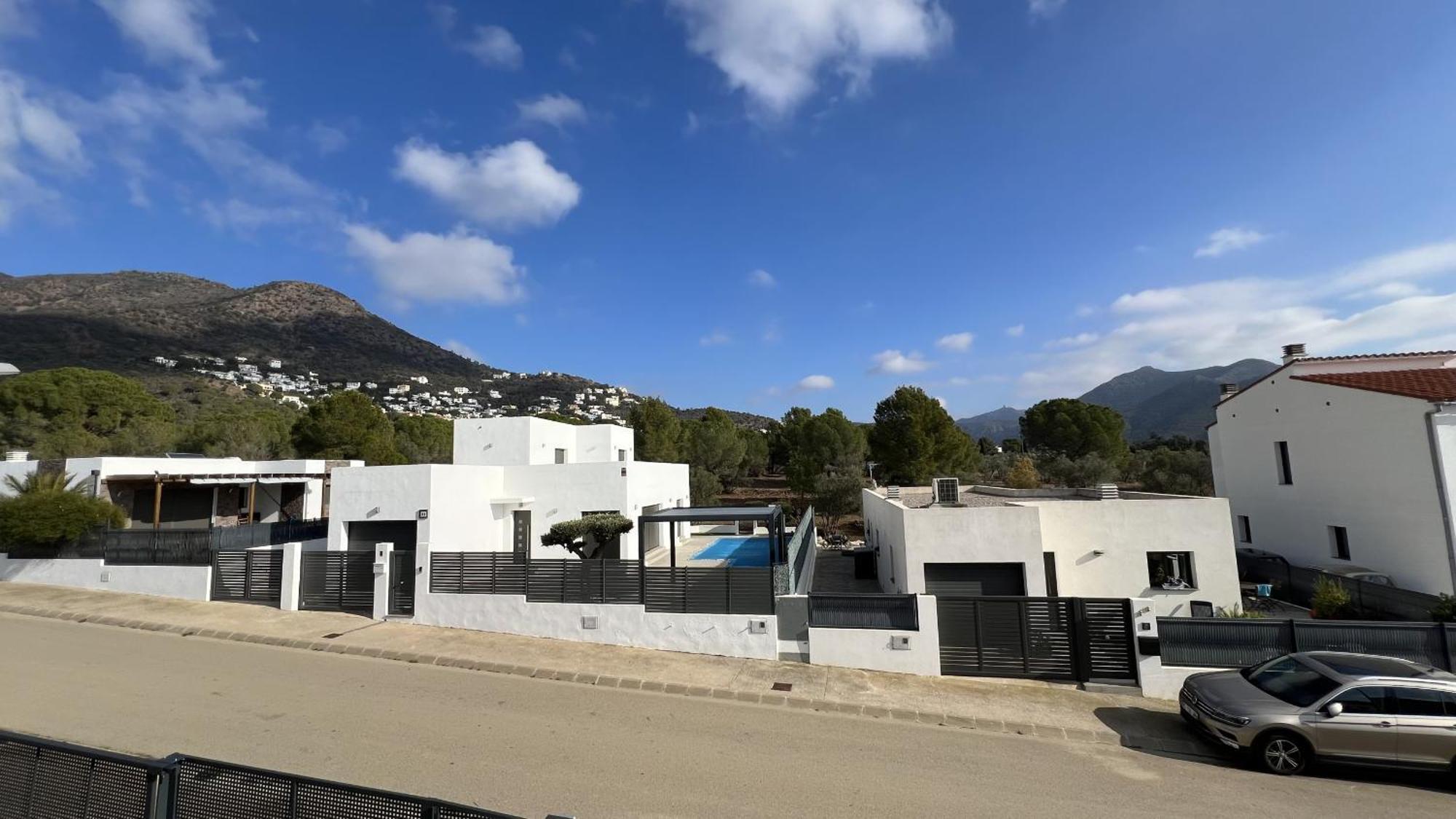 Casa Moderna Roses Con Piscina Y Jardin Mas Bosca, Roses Villa Palau Saverdera Bagian luar foto