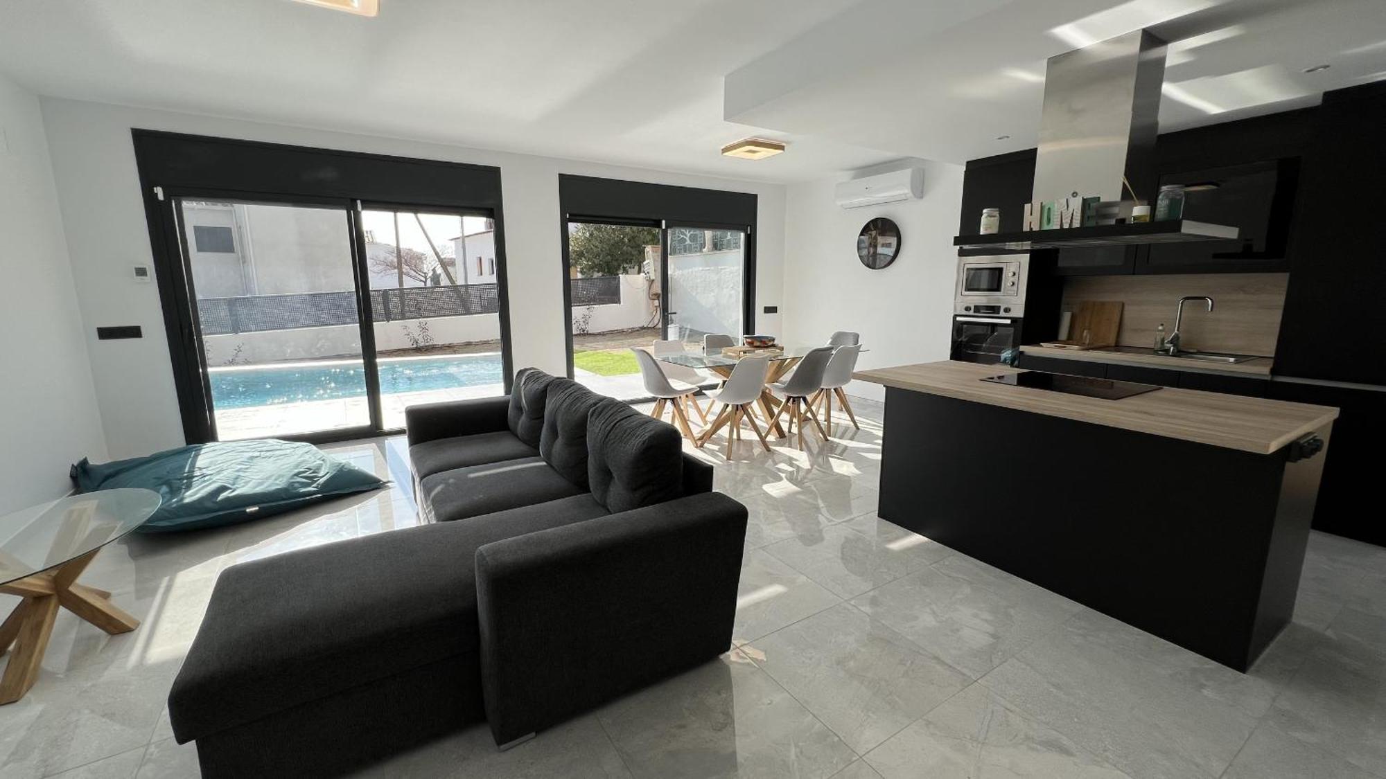 Casa Moderna Roses Con Piscina Y Jardin Mas Bosca, Roses Villa Palau Saverdera Bagian luar foto